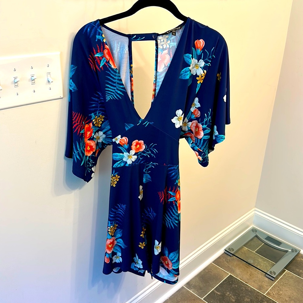 Cute romper!